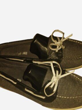 American Eagle Women's Black and Grey Loafers